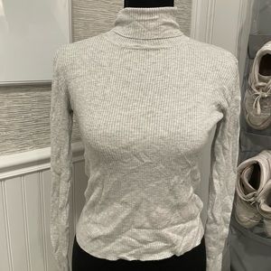 Turtle neck sweater